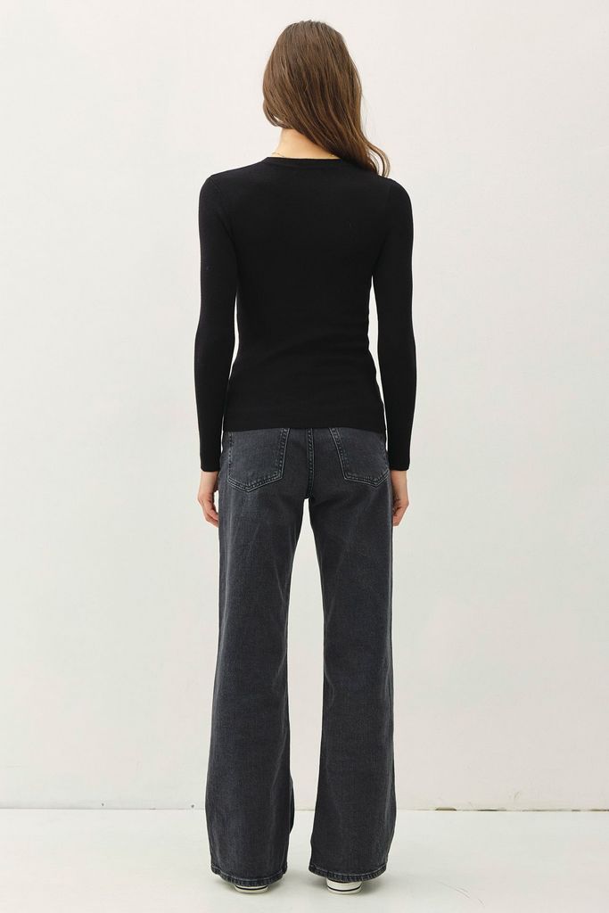 63704 / BLACK