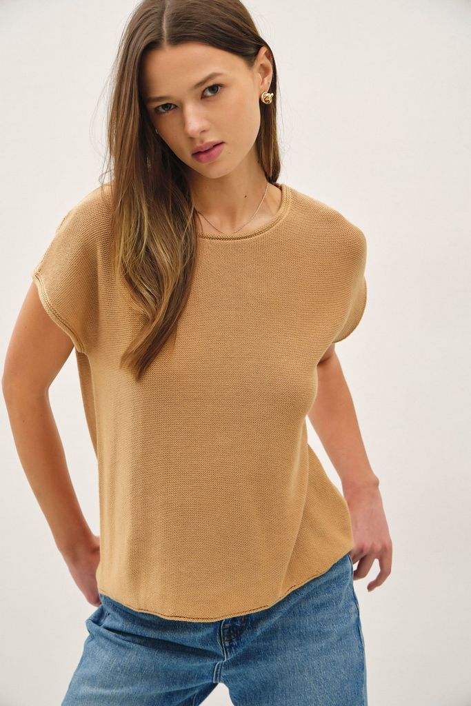 64772 / CAMEL