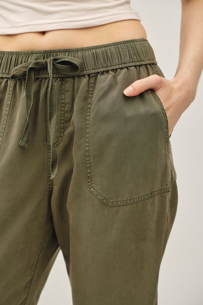 42601 / DK OLIVE