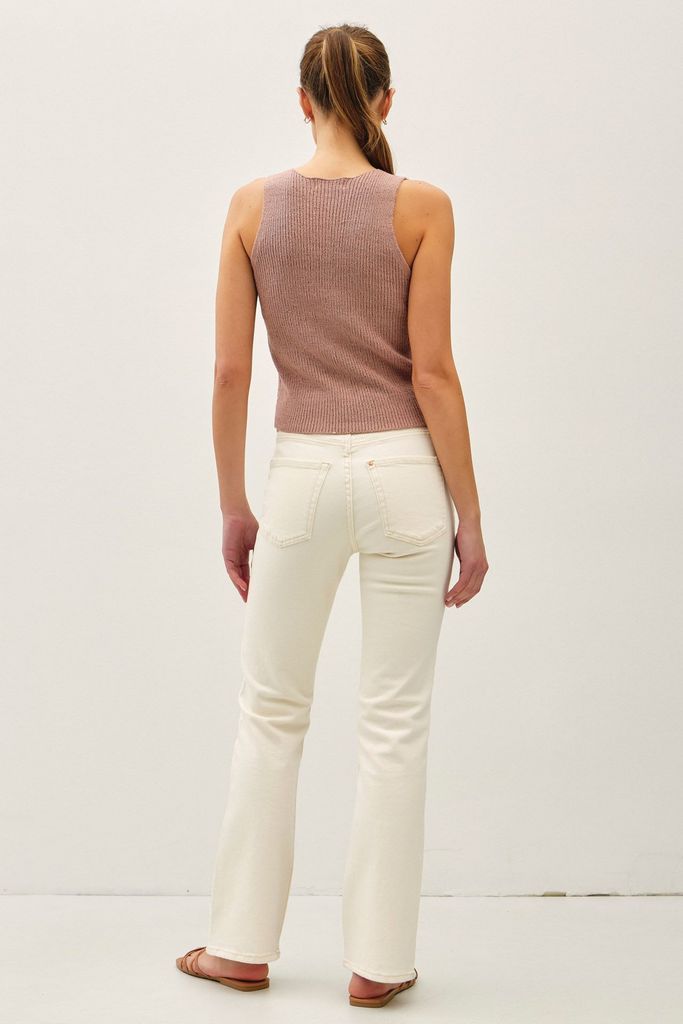 64879 / MAUVE