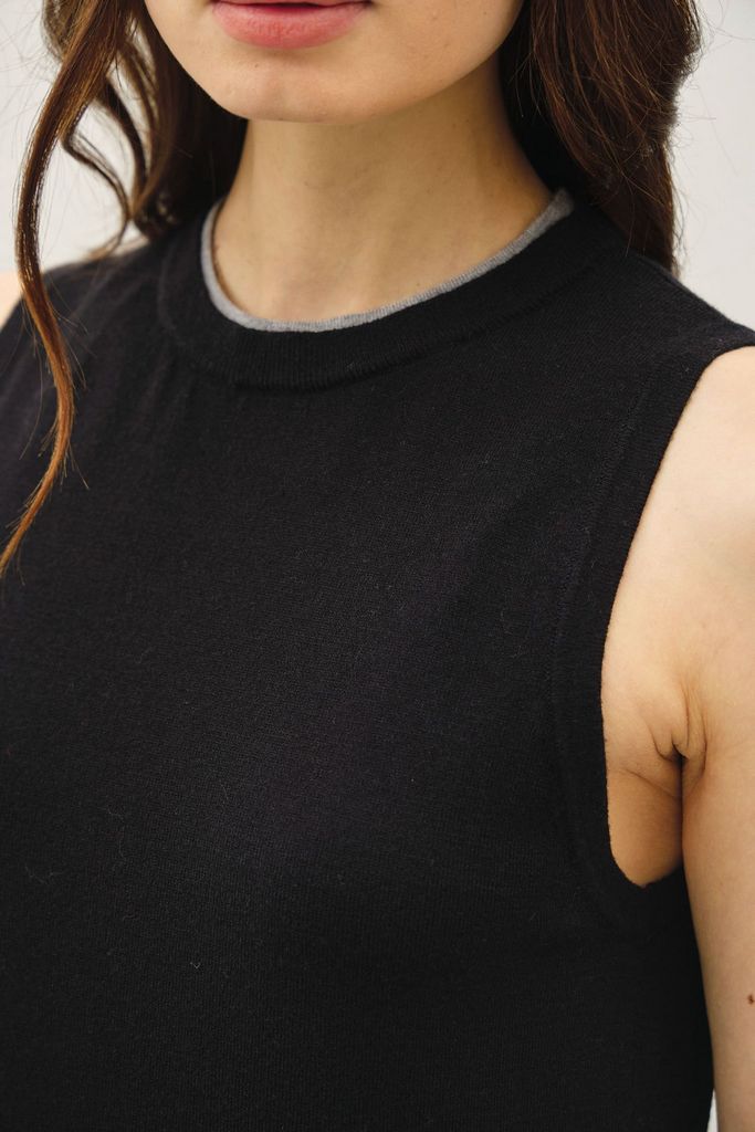 65068 / BLACK
