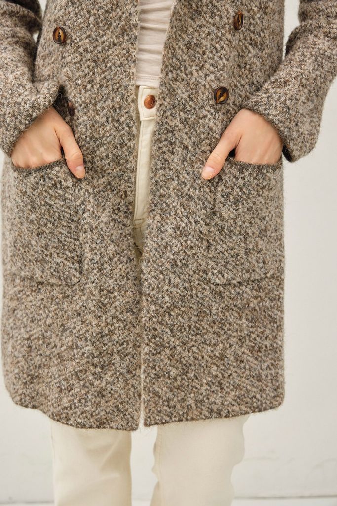65240 / BROWN