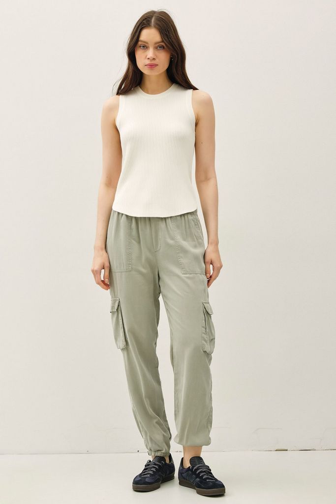 65281 / OFF WHITE