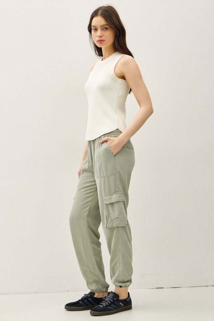 65281 / OFF WHITE