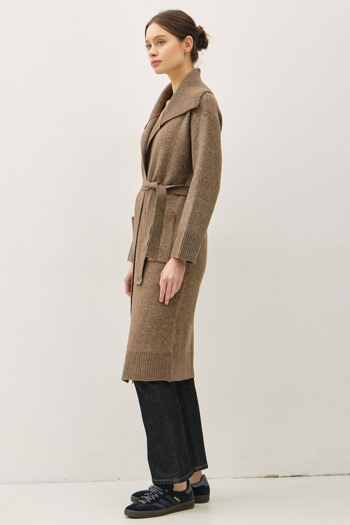 64250 / BROWN