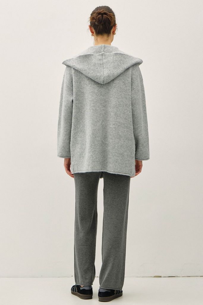 64787 / GREY